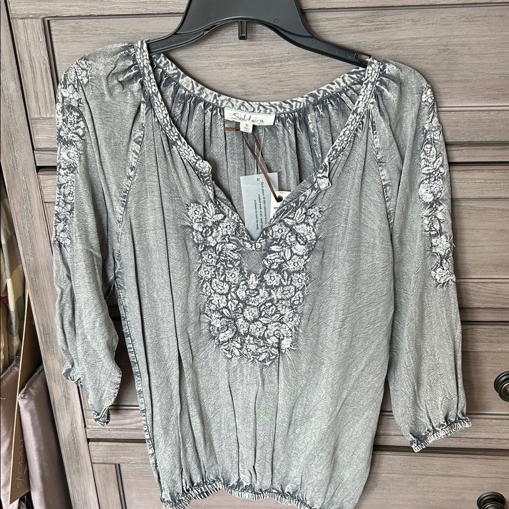Solitaire Women's Gray Embroidered Blouse